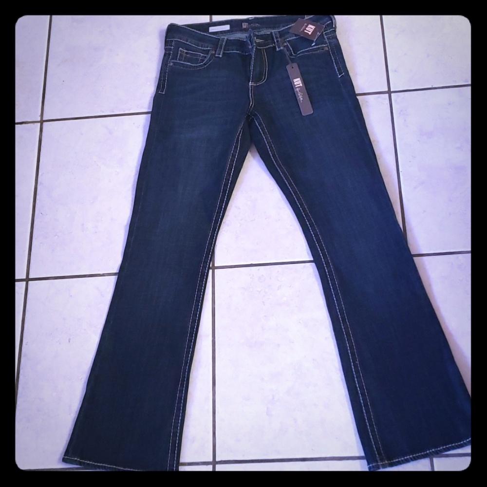 Natalie KUT from the Kloth jeans